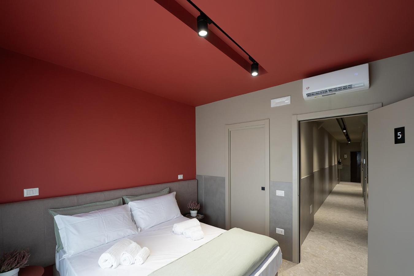 Mia Suites Porto Napoli Bagian luar foto
