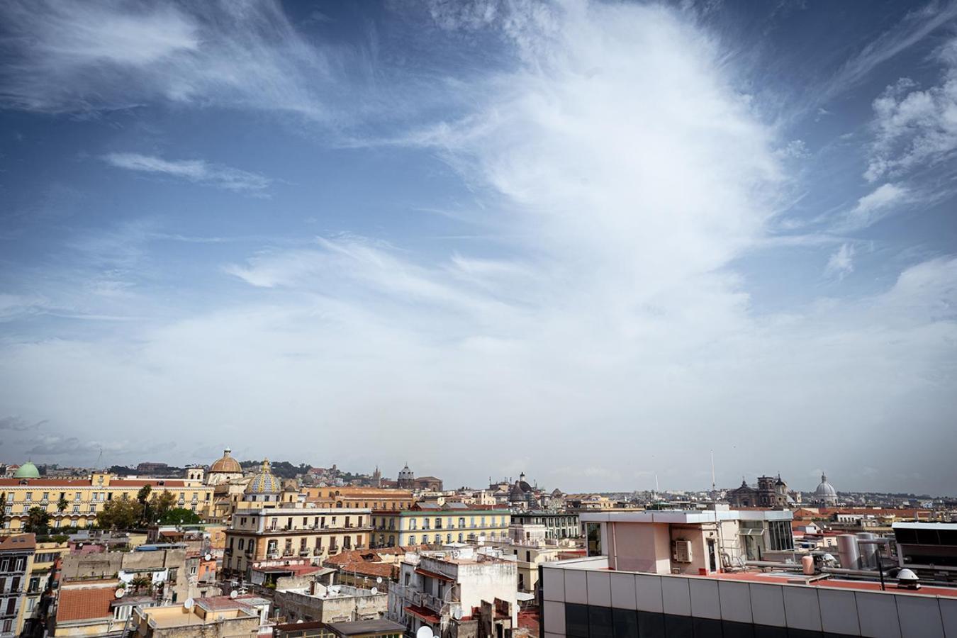 Mia Suites Porto Napoli Bagian luar foto