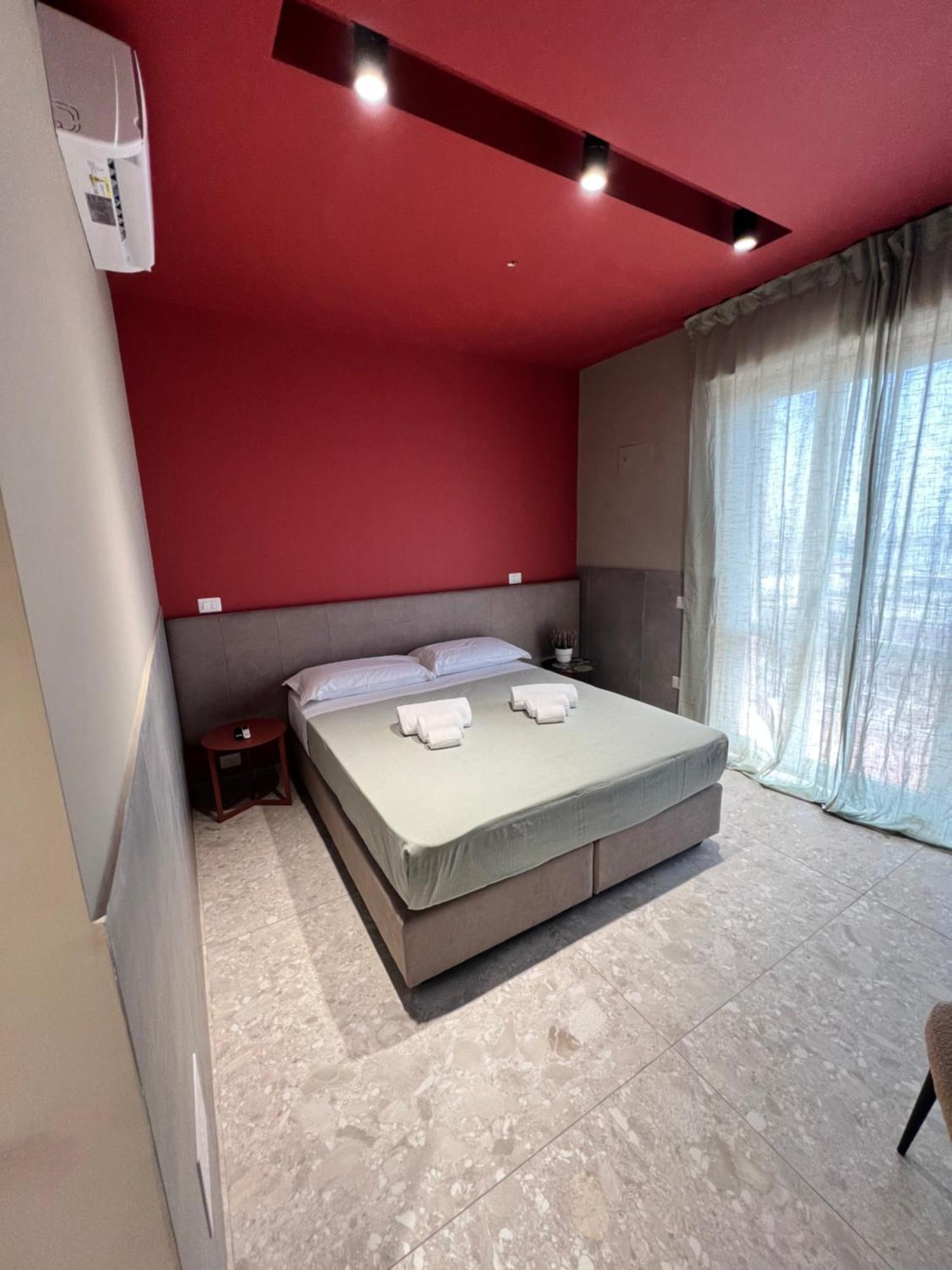 Mia Suites Porto Napoli Bagian luar foto